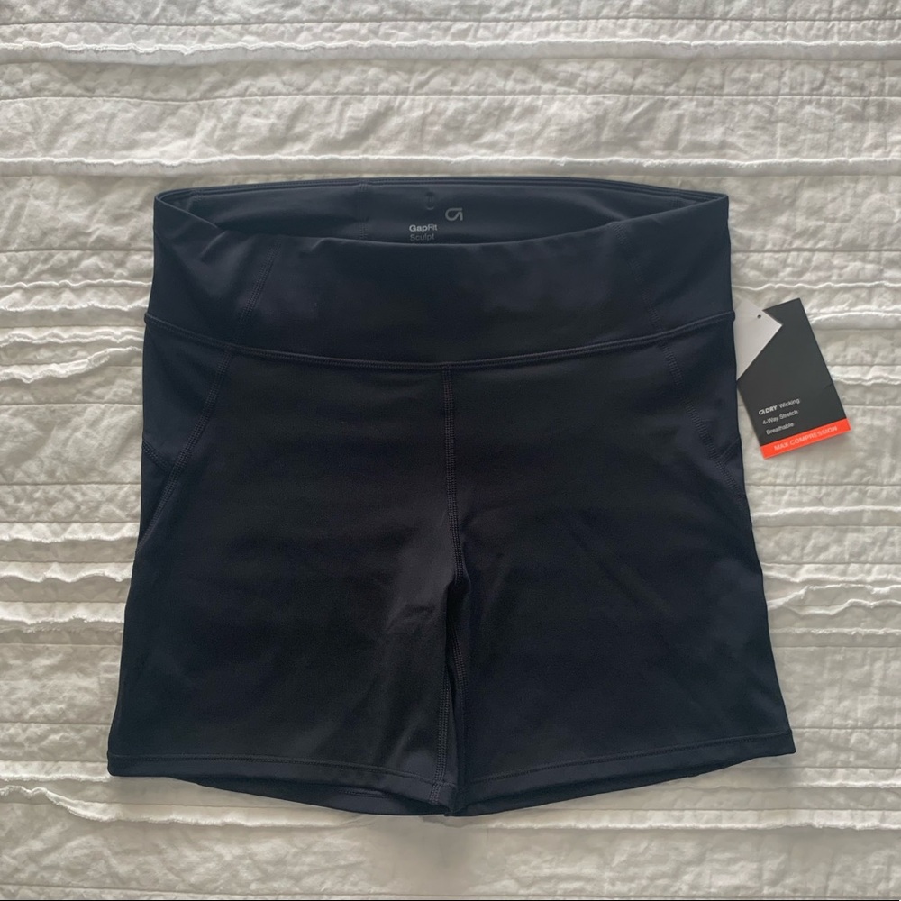 NWT GapFit Sculpt Compression Biker Shorts Black